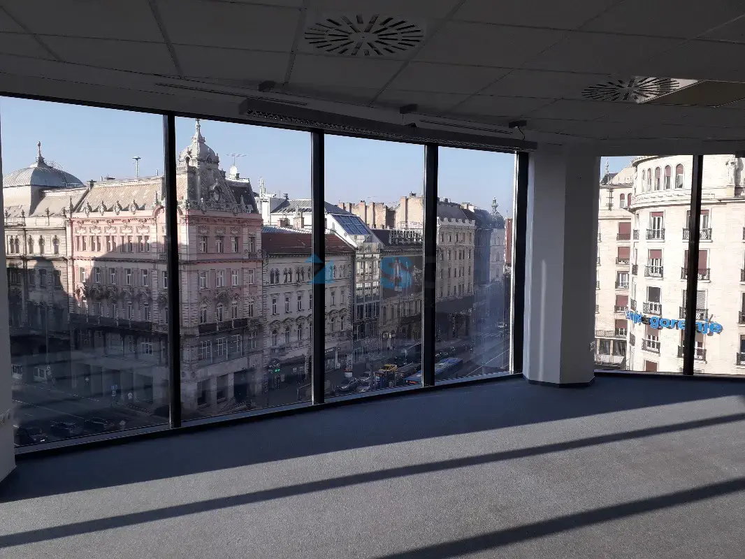 East-West Business Center