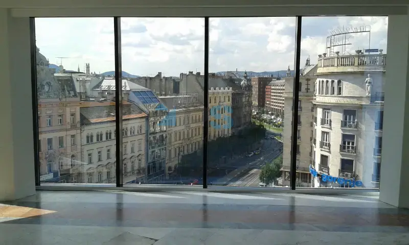 East-West Business Center