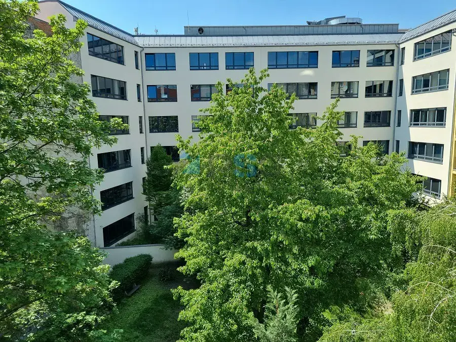 Krisztina Palace