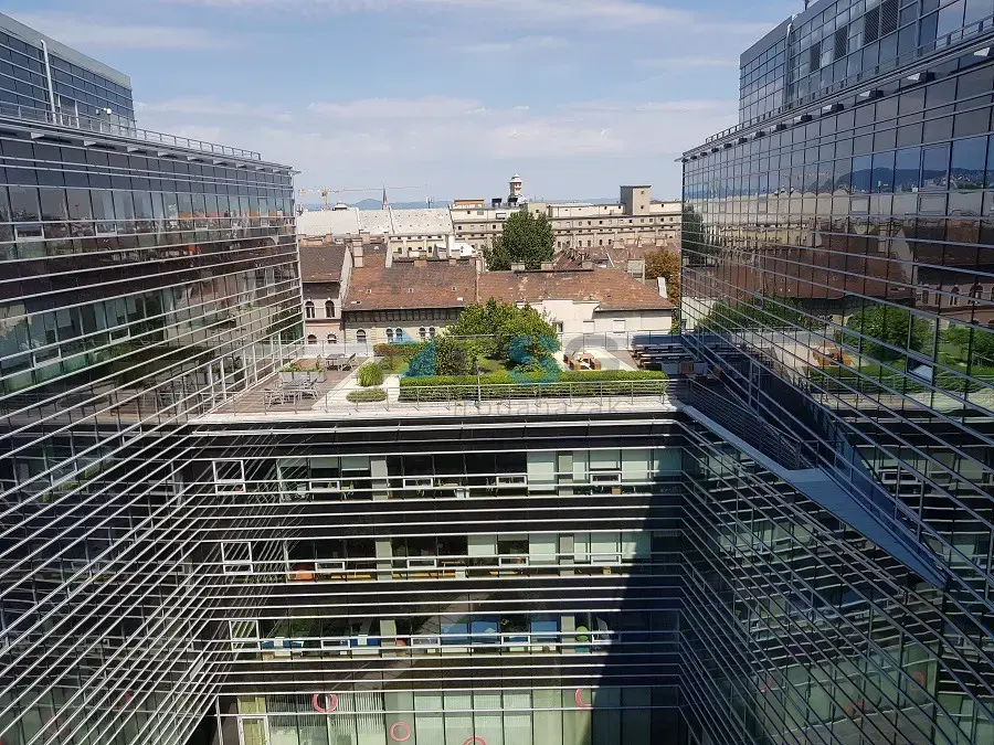 myHive Haller Gardens