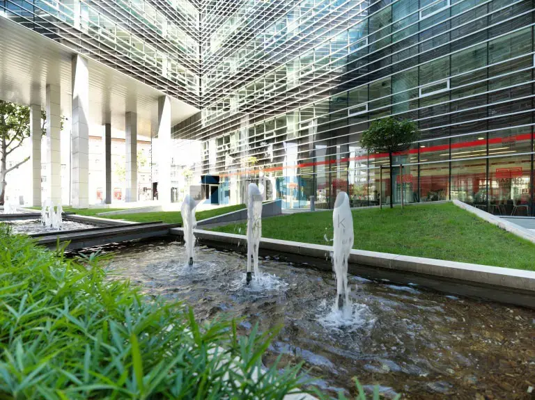 myHive Haller Gardens