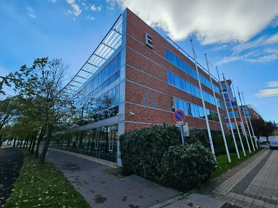 Infopark E