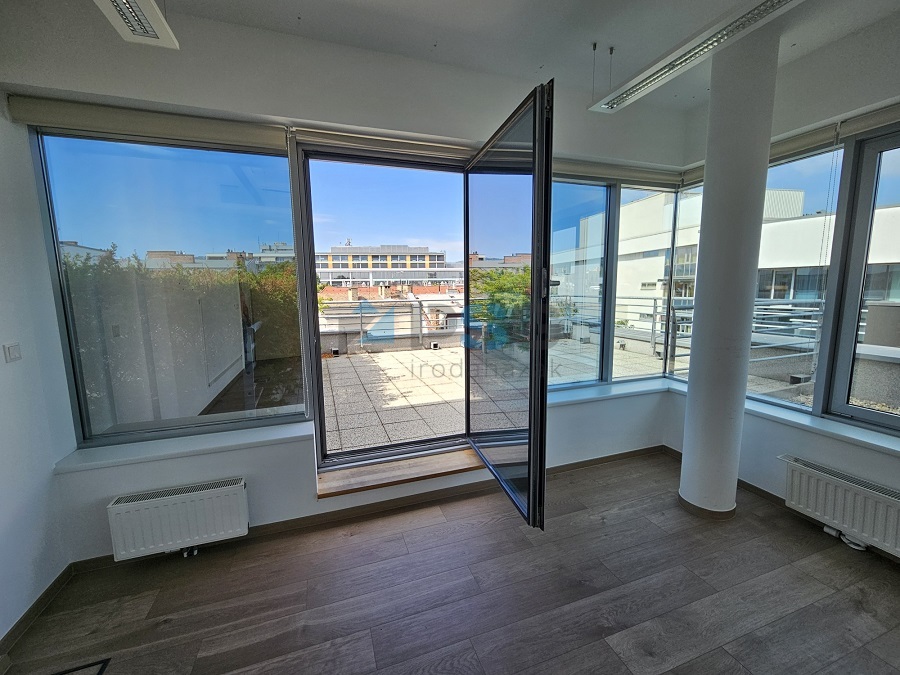 Residence Irodaházak