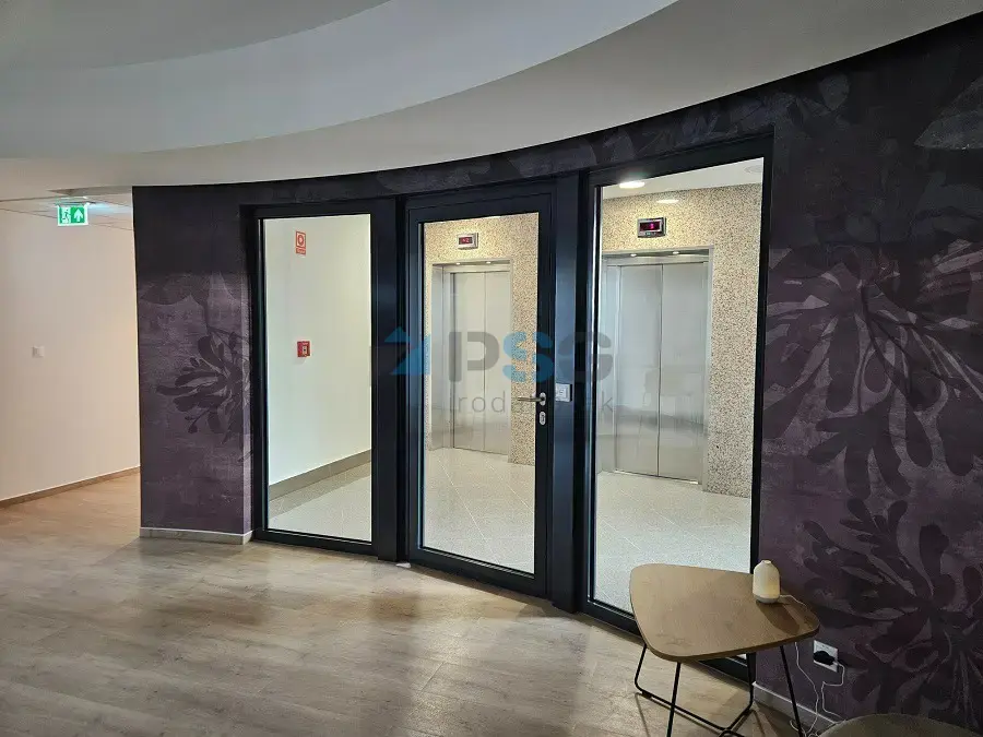 River Estates irodaház