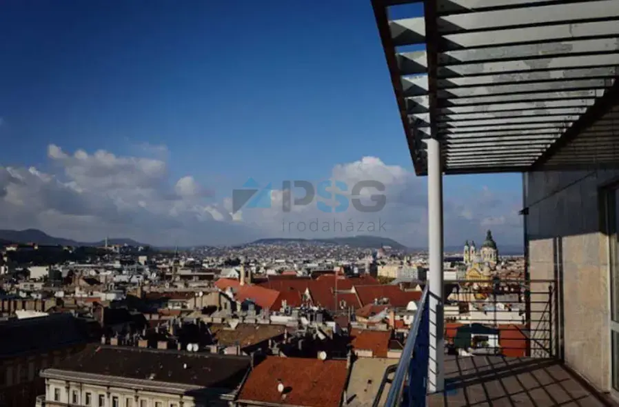 Uniqa Plaza irodaház