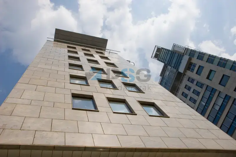 Uniqa Plaza irodaház