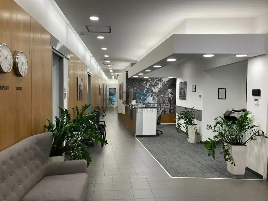 BJ48 Business Center