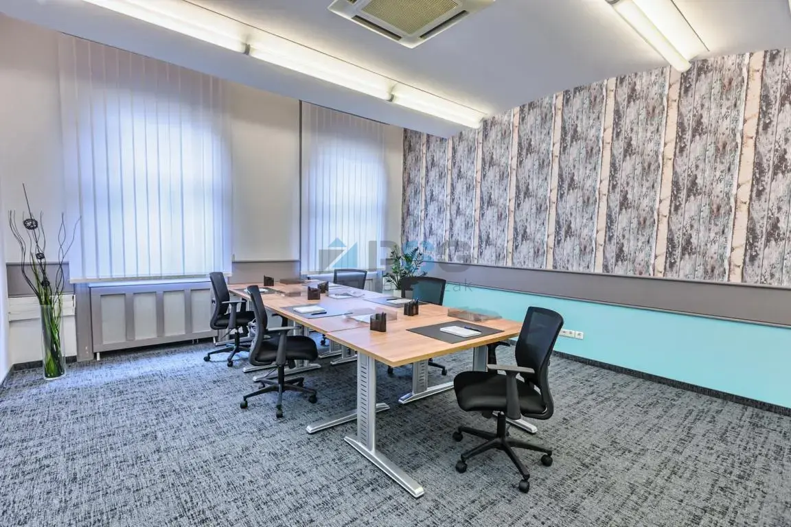 BJ48 Business Center