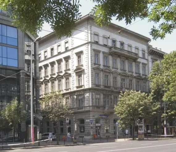 BJ48 Business Center