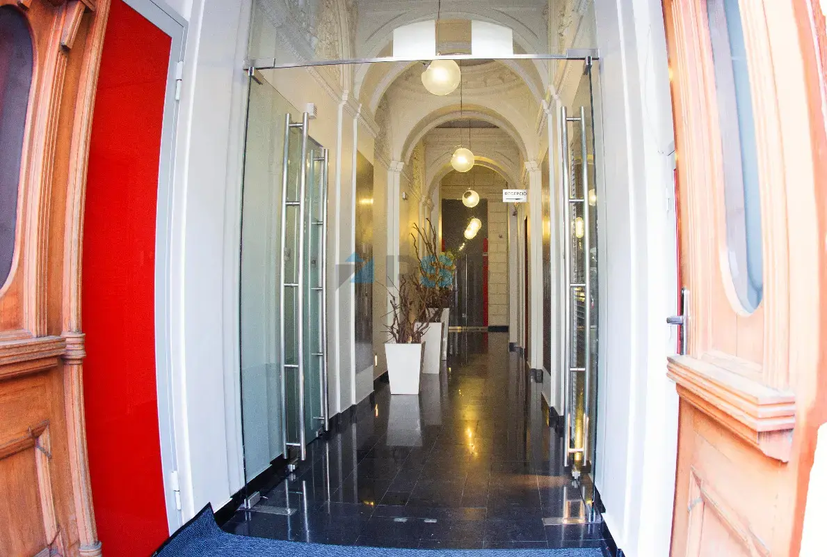 BJ48 Business Center