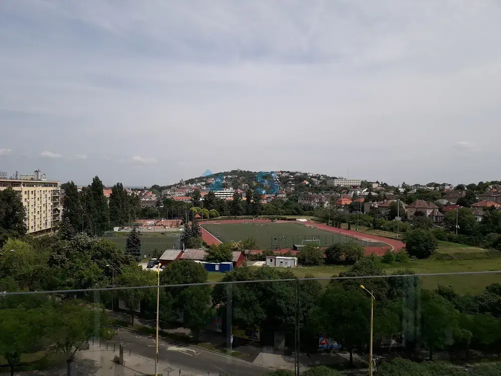 HillSide Irodaház