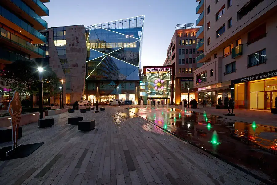 Corvin Skypark
