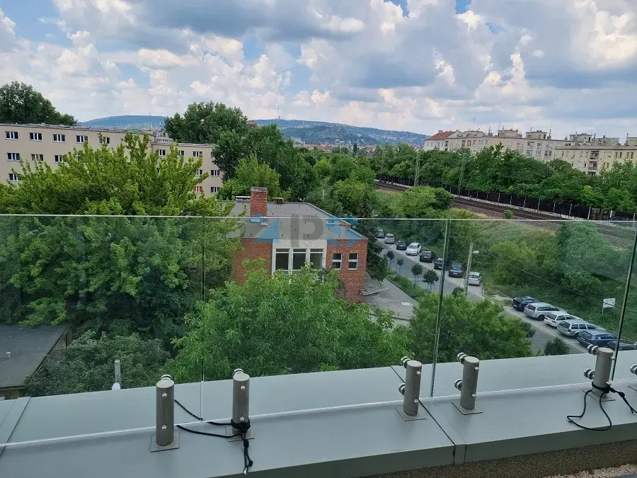 Alphagon irodaház