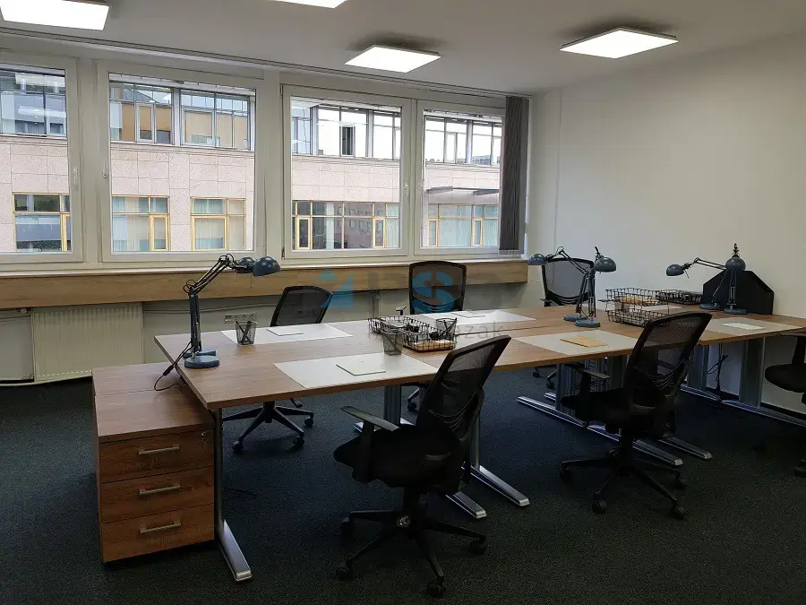 RM2 Business Center