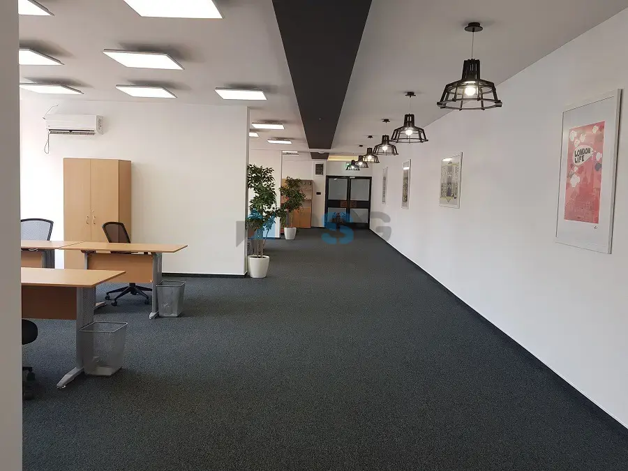 RM2 Business Center