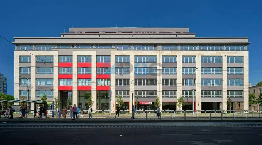 F99 Irodaház