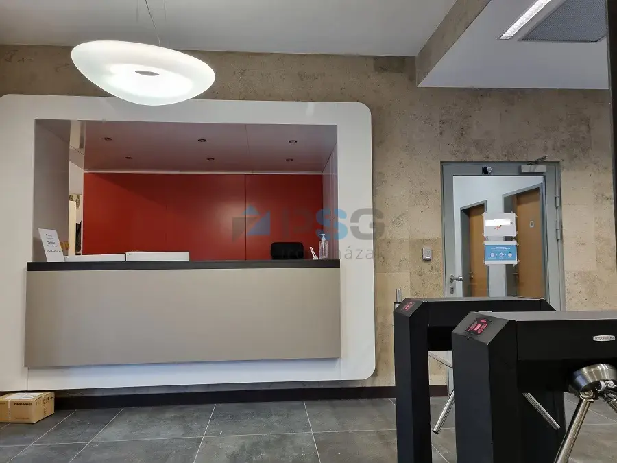 Prielle Corner irodaház