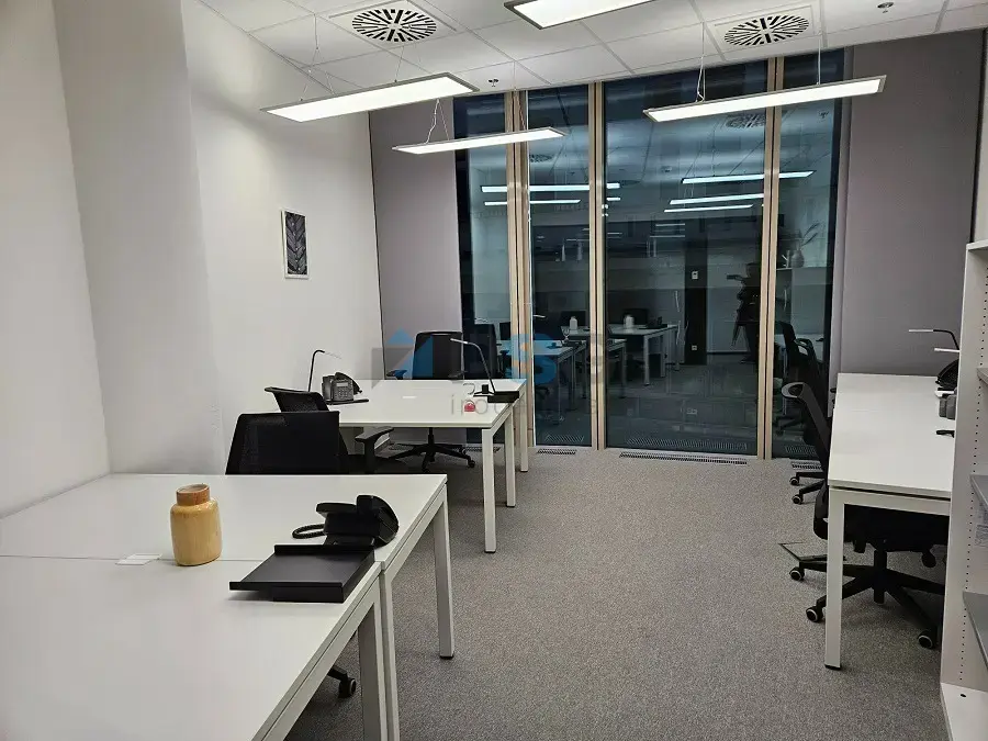 Szervita Square Signature