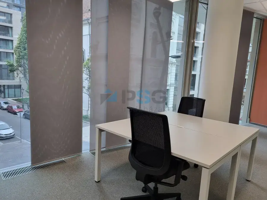 Szervita Square Signature