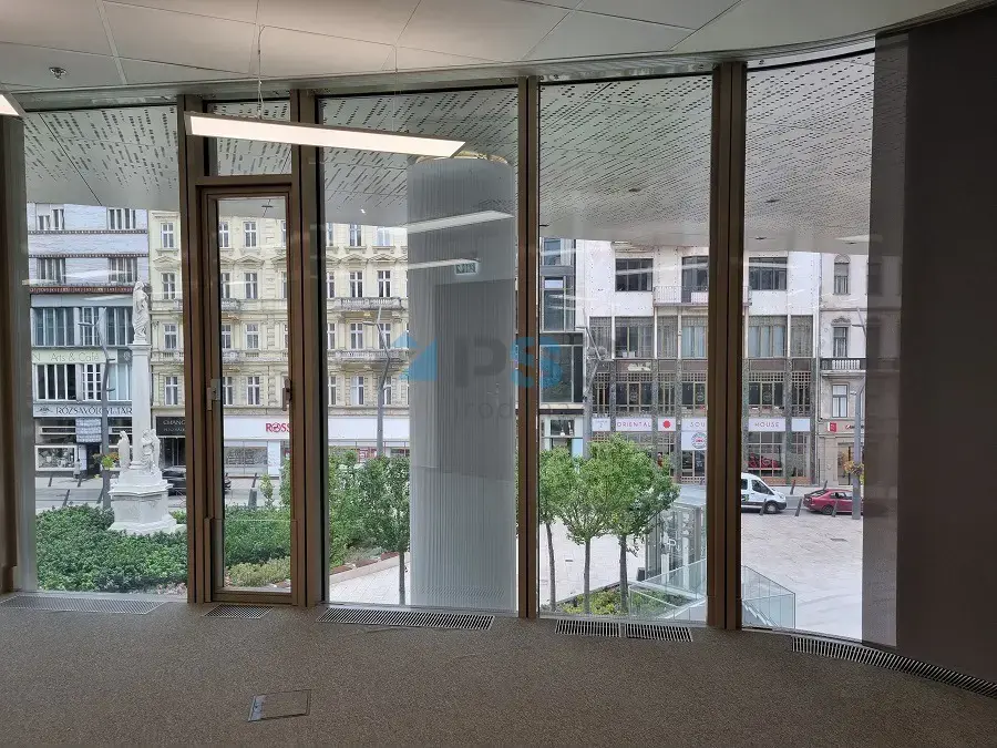 Szervita Square Signature