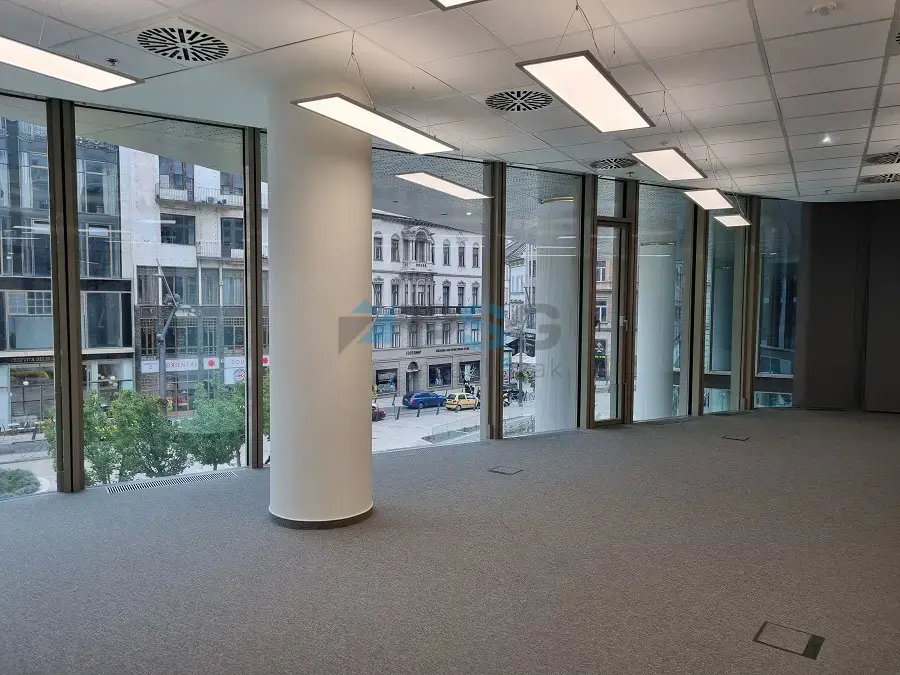 Szervita Square Signature