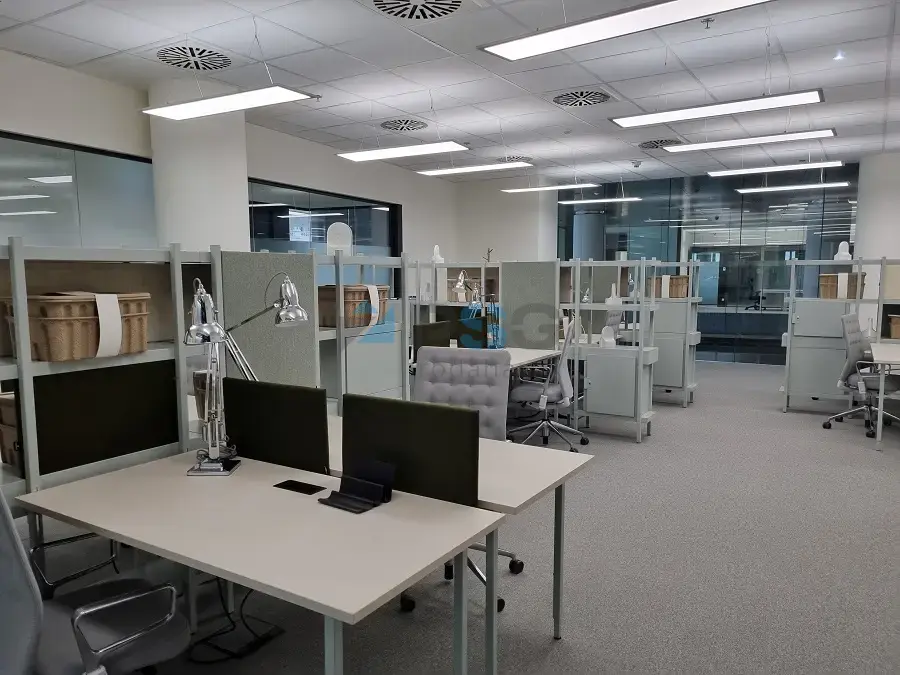 Szervita Square Signature