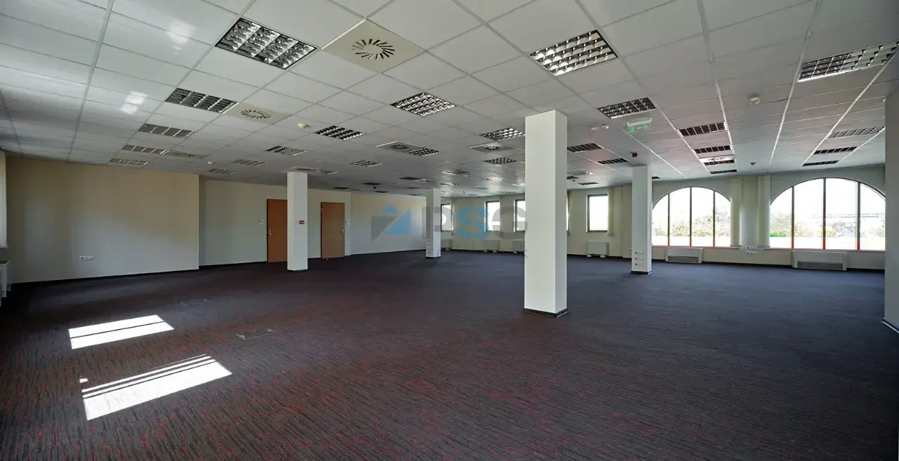 Irodaház a Róbert Károly körúton