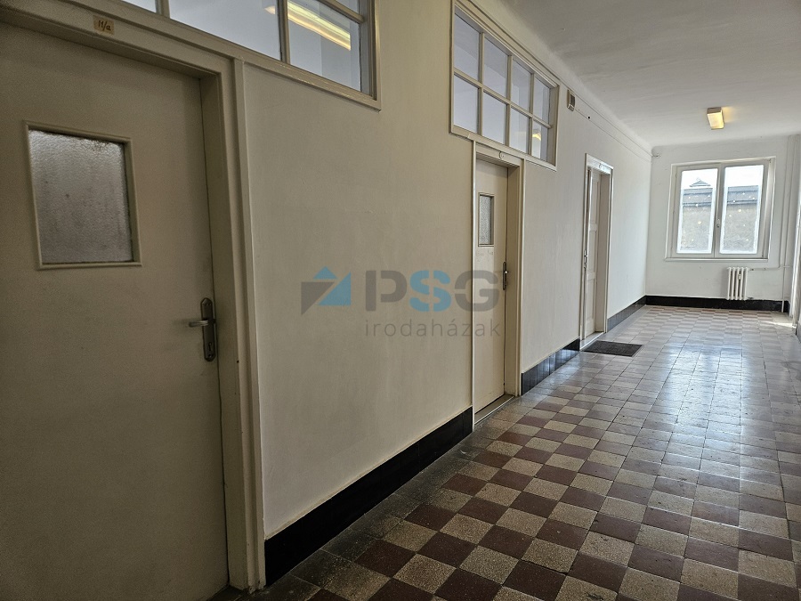 Csepeli eladó irodaház