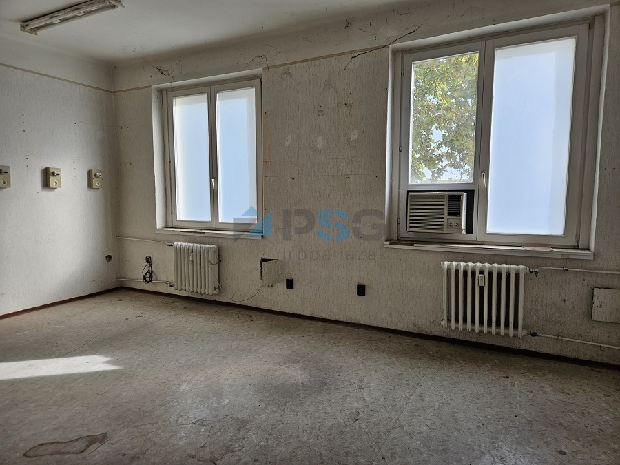 Csepeli eladó irodaház