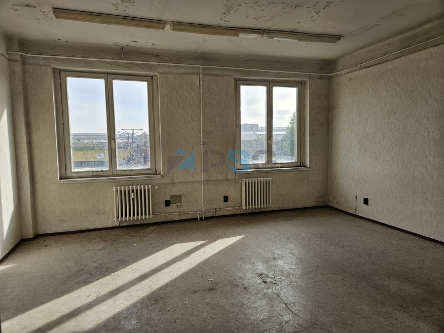 Csepeli eladó irodaház