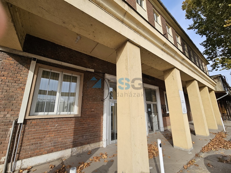 Csepeli eladó irodaház