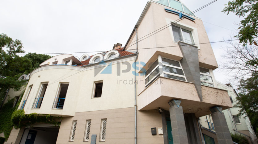 Eladó irodaház Felhévizen