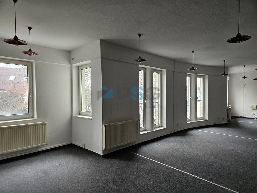 Eladó irodaház Felhévizen