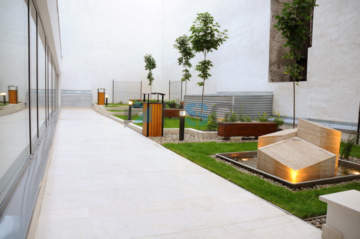 Eladó iroda a Nyugati közelében