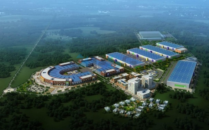 40 ha fejlesztési terület 2 raktárcsarnokkal 