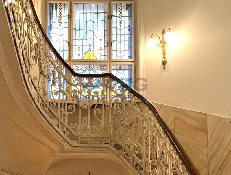 Terázvárosi villa eladó