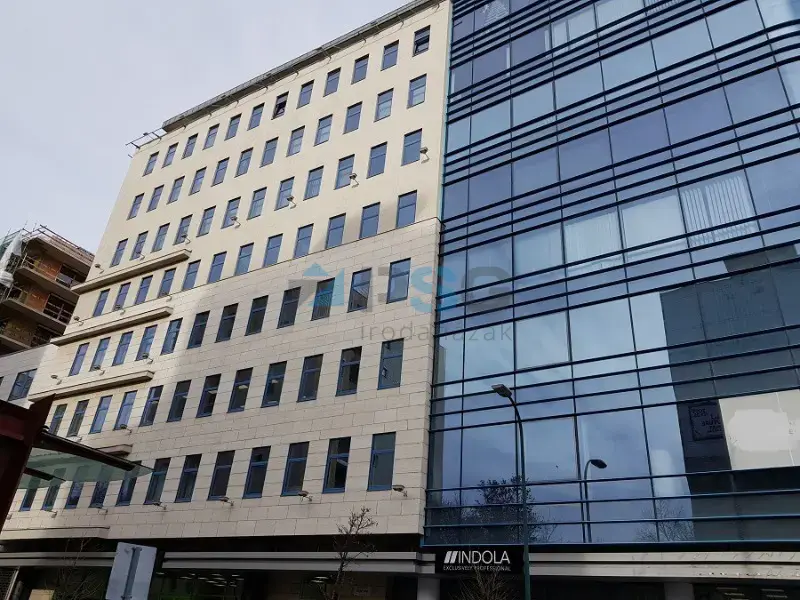 OneFourty irodaház